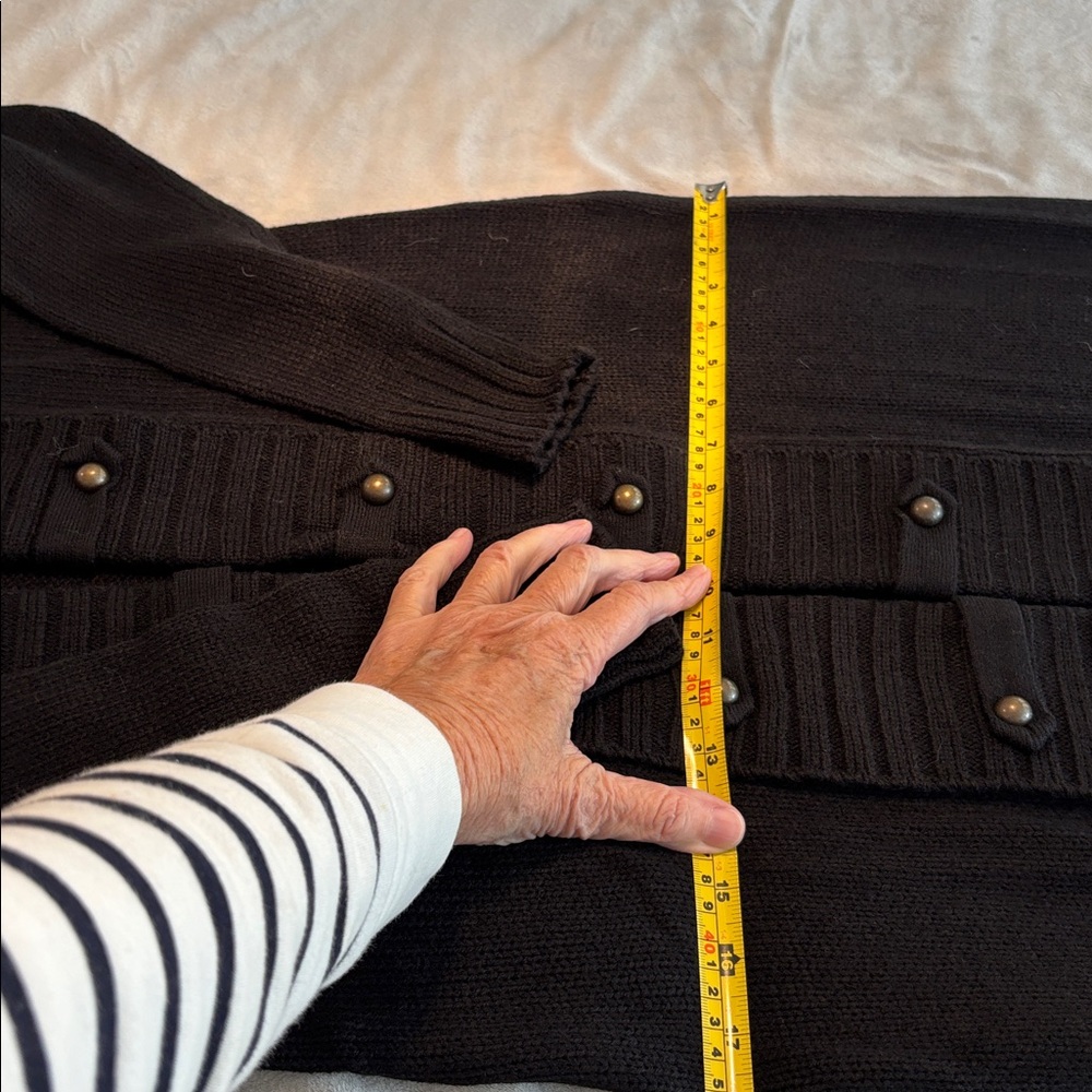 Black Button-Up Knit Sweater Coat - Picture 4 of 5